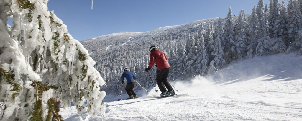 Enjoy the winter with alpine skiing on Maine's slopes. Winter Alpine Skiing