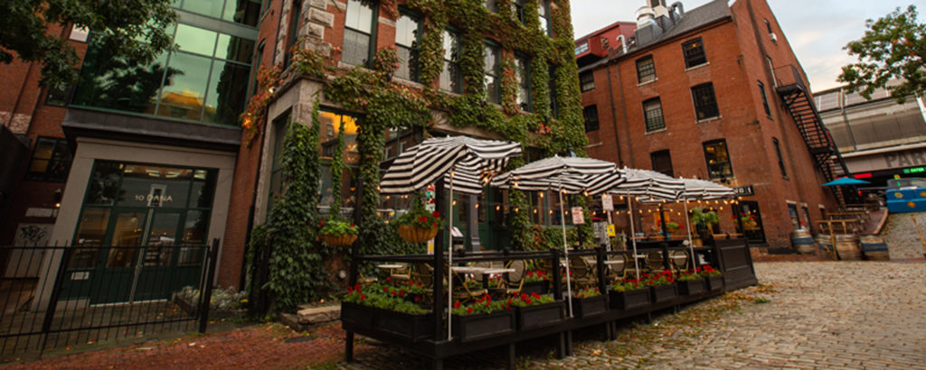 Green Moss Covered Building in Downtown Portland, Photo Credit: Visit USA Parks and Tobey Schmidt Green Moss Covered Building in Downtown Portland, Photo Credit: Visit USA Parks and Tobey Schmidt