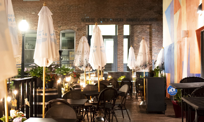 Outside seating in Portland at night. Photo Credit: Capshore Photography Outside seating in Portland at night. Photo Credit: Capshore Photography