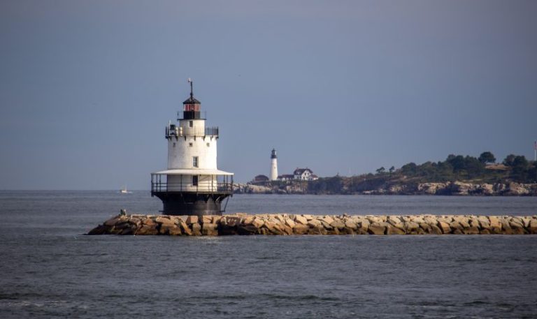 Spring Point and Portland Head Light, Photo Credits: Serena Folding Spring Point and Portland Head Light, Photo Credits: Serena Folding