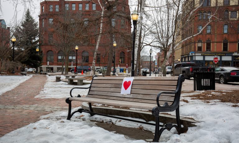 Valentine's Day Bandit, Photo Credits: Serena Folding Valentine's Day Bandit, Photo Credits: Serena Folding