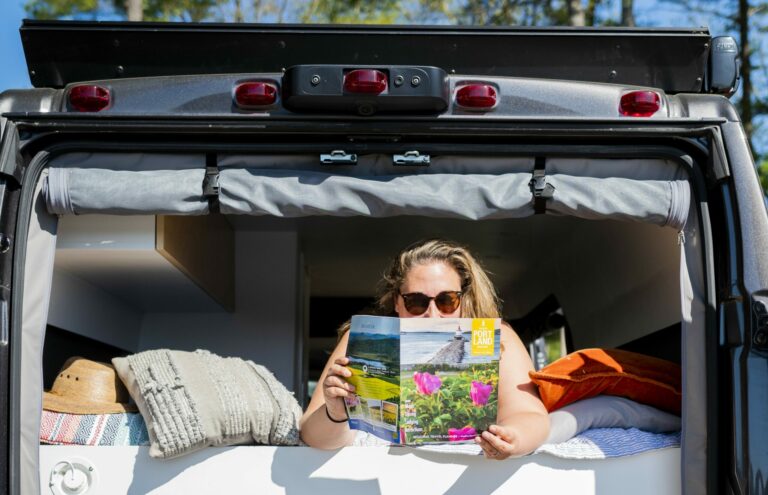Reading Visitor's Guide, Photo Credit: Capshore Photography Reading Visitor's Guide, Photo Credit: Capshore Photography