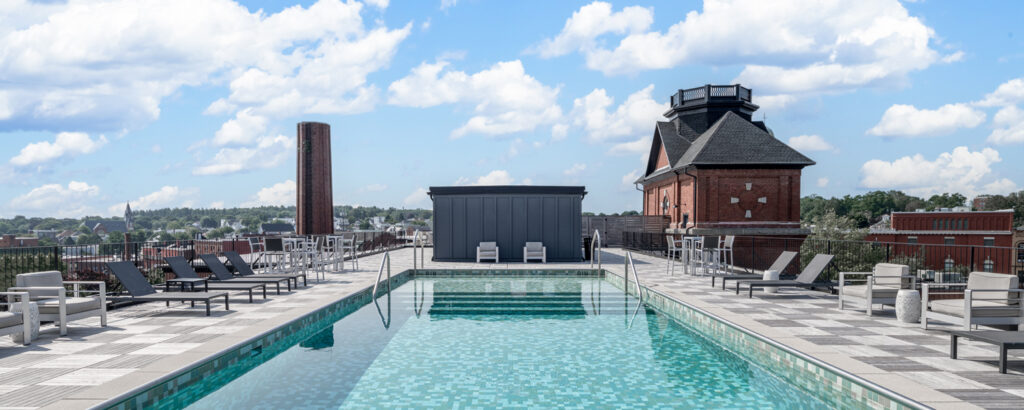 The Lincoln Hotel Pool, Photo Credit: PGM Photography The Lincoln Hotel Pool, Photo Credit: PGM Photography