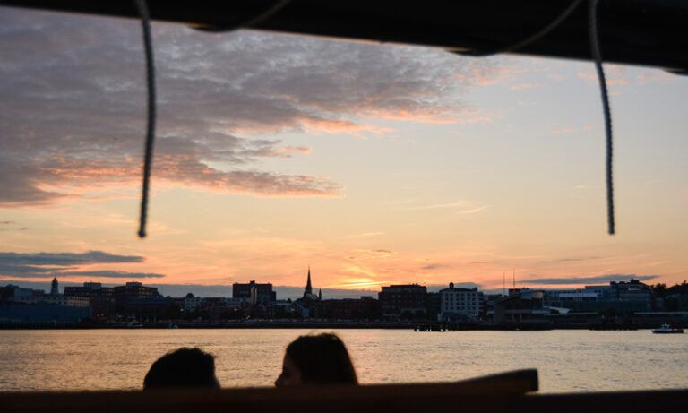 Wine Wise Wine Sail; Photo Credit: Lauren Peters at Visit Portland Wine Wise Wine Sail; Photo Credit: Lauren Peters at Visit Portland